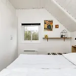 4 Star Holiday Home In Blavand *