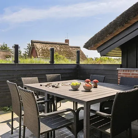 4 Star Holiday Home In Blavand *