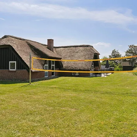 4 Star In Blåvand